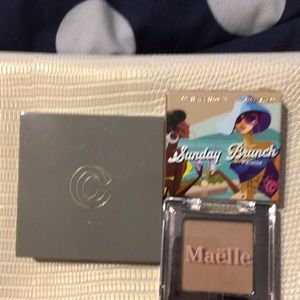 Eyeshadow and blush bundle